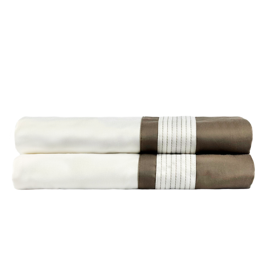 Capa para Duvet Cotelê Branco/Camurça Bordada 600 Fios