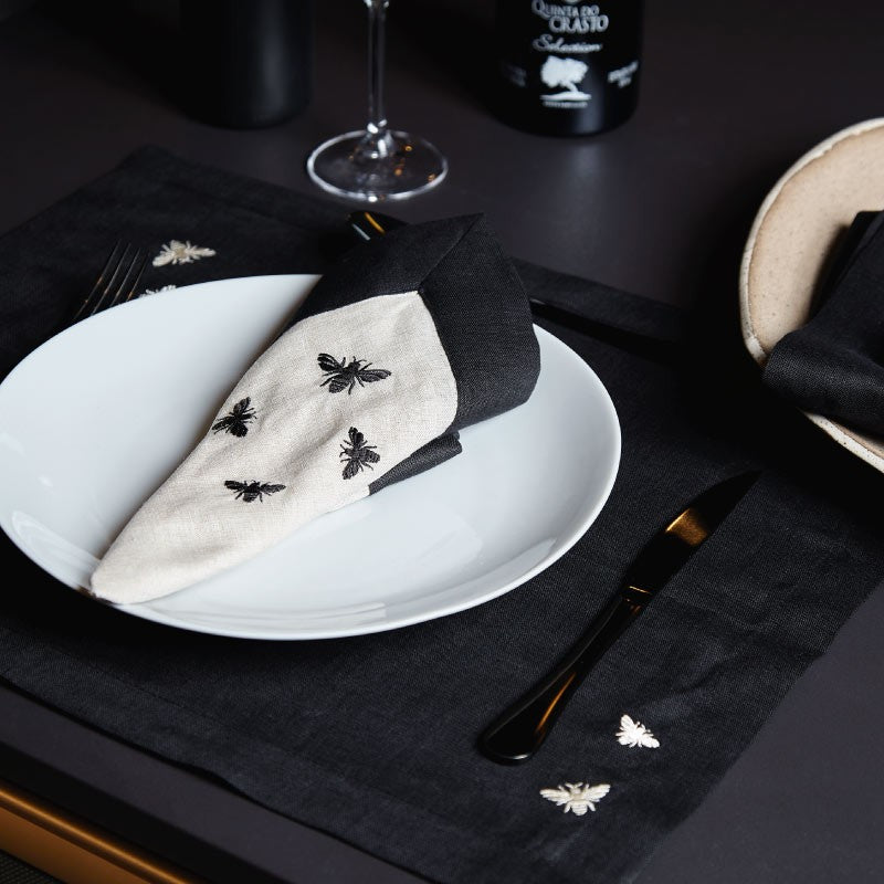 Guardanapo De Boca Abeille Linho Bege/ Preto Bordado 45X45 - Muguet Home