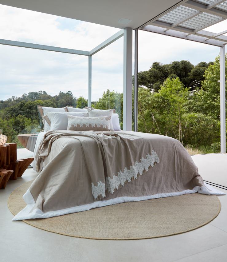 Manta Jardim de Verão linho bege com renda e franjas 1,20x2,50