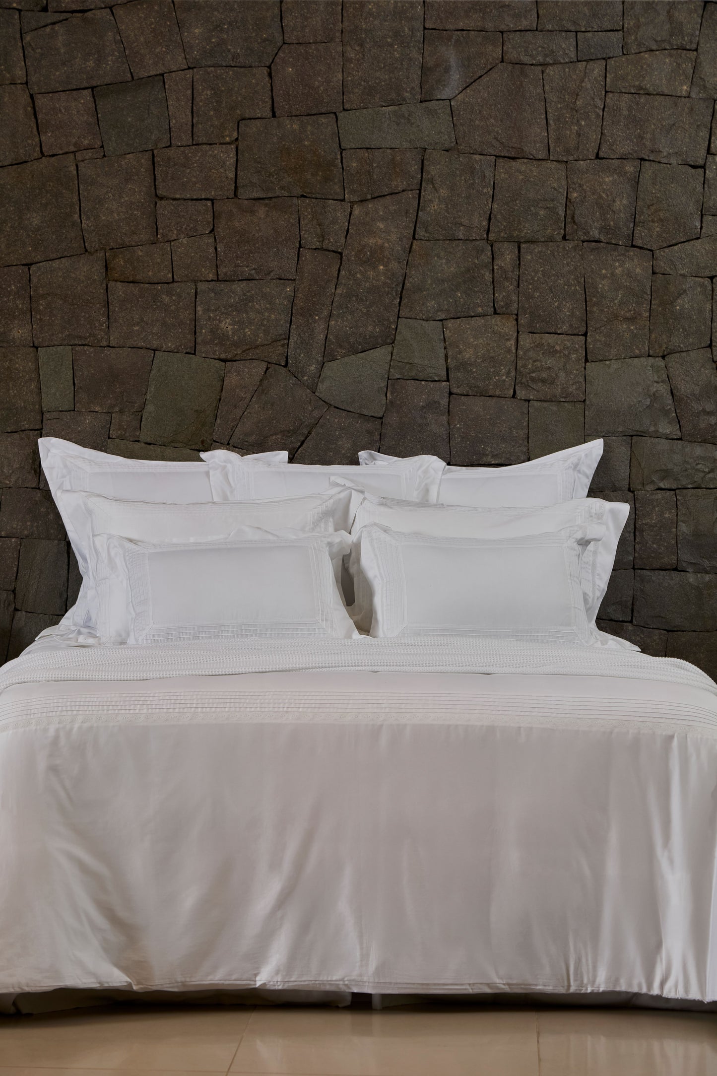 Fronha Avulsa Darling Branca Bordado Branco 4 Abas - Muguet Home