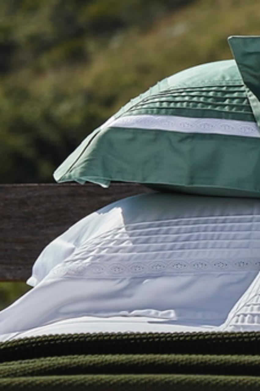 Fronha Avulsa Bossa Verde 4 Abas Bord Darling 600 Fios - Muguet Home