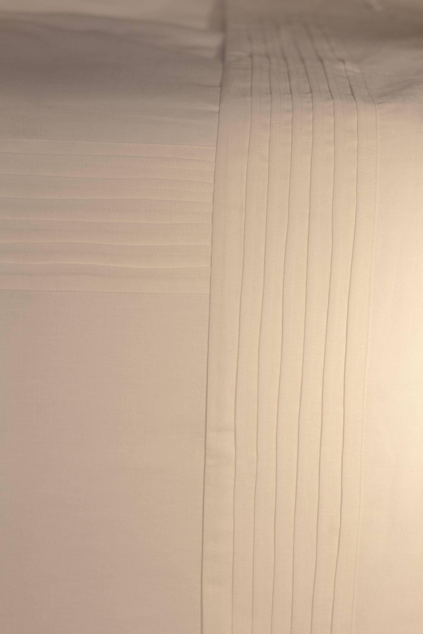 Capa Para Duvet Les Muguets Linho e 600 Fios Branco Plissê - Muguet Home