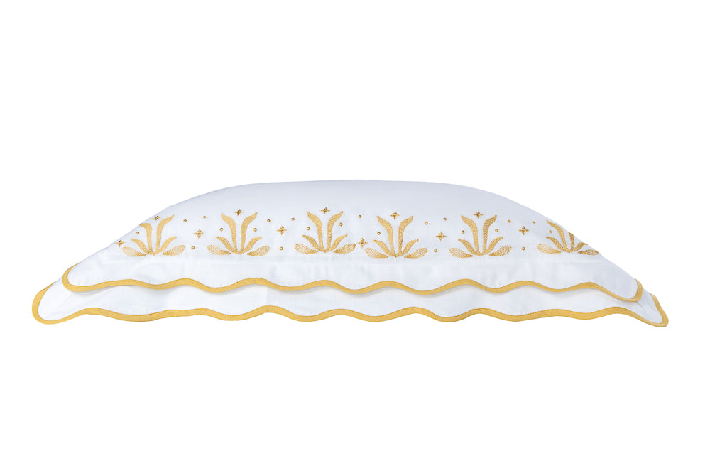 Fronha Avulsa Soleil De Souvenirs Linho Branco Waves Em Viés e Bordados Jaune Costas 600 Fios Branco