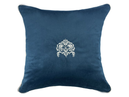 Almofada Amboise Veludo Azul Marinho Bordado Brasão 60X60