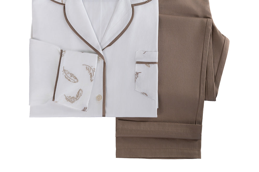 Pijama Feminino Refúgio Branco/Marrom Cacau 600 Fios Bordado - Muguet Home