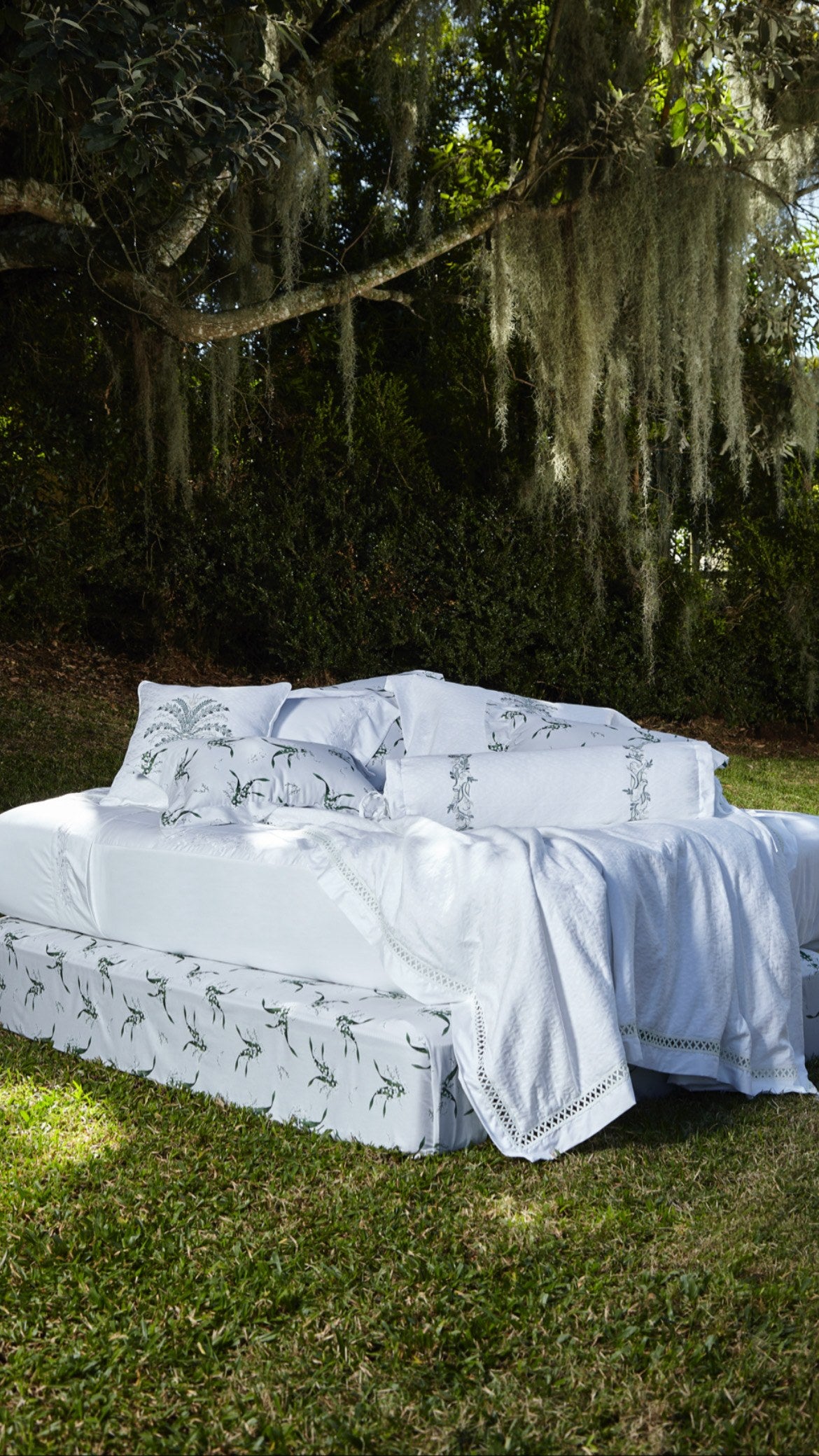 Almofada Rolo Bonheur Du Muguet Tec Decor Bordado 0,22X0,80