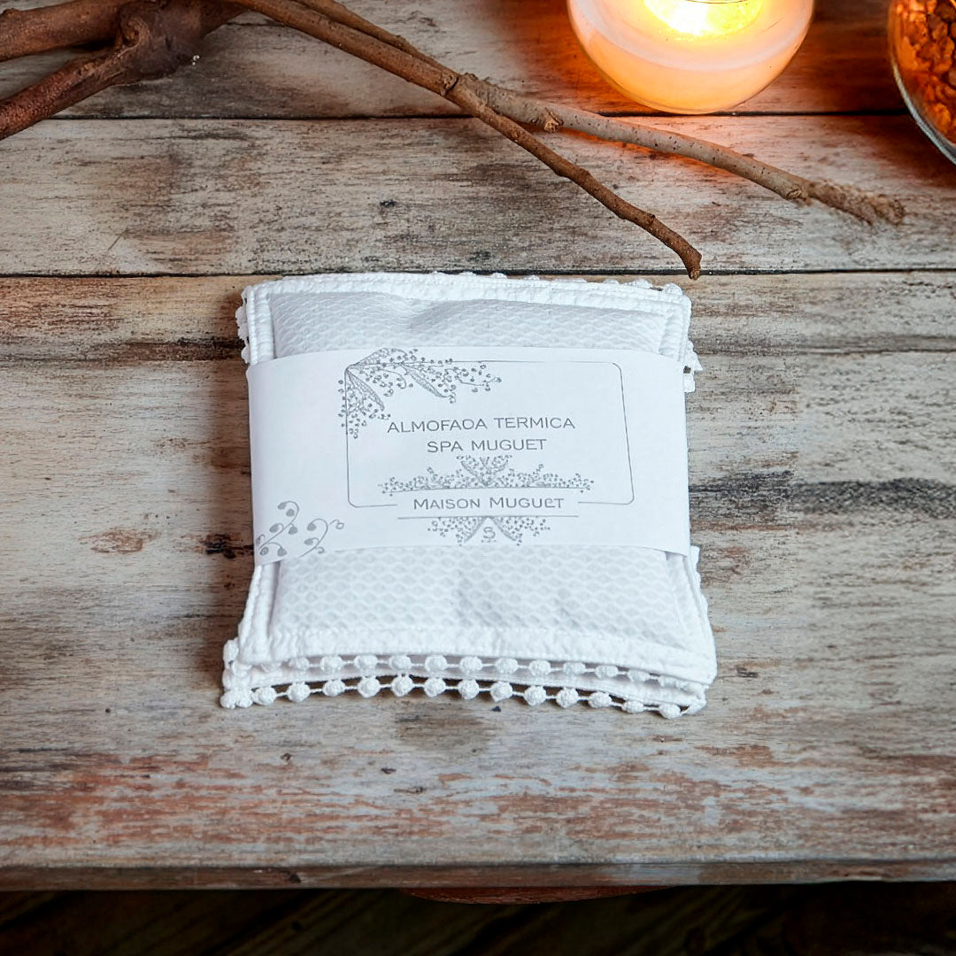 Kit Ritual Spa - Sapatilha hidratação + Toalha para cabelo + Rolo spa para banheira + Um presente Muguet - Muguet Home