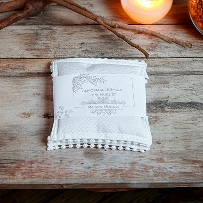 Kit Ritual Spa - Sapatilha hidratação + Toalha para cabelo + Rolo spa para banheira + Um presente Muguet - Muguet Home