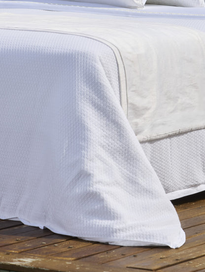 Capa para Duvet Pages Blanches Tecido Decor Texturizado Favos Branco 600 fios
